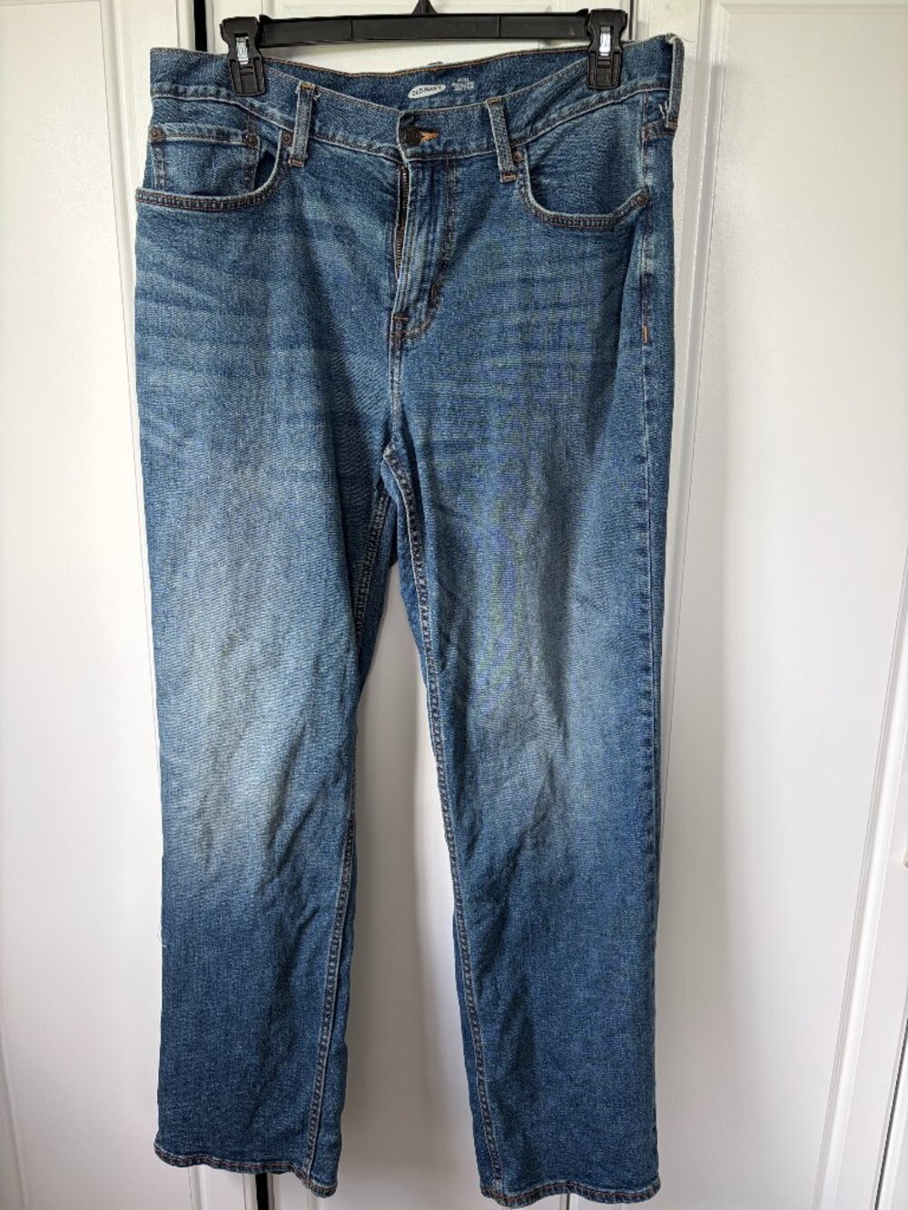 Mens Old Navy loose fit jeans size 36x34 medium wash